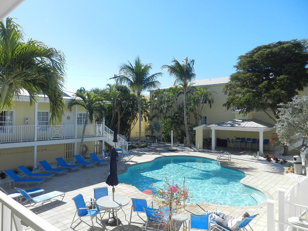 Image 37 of 58 For 6732 Sarasea Circle 104c