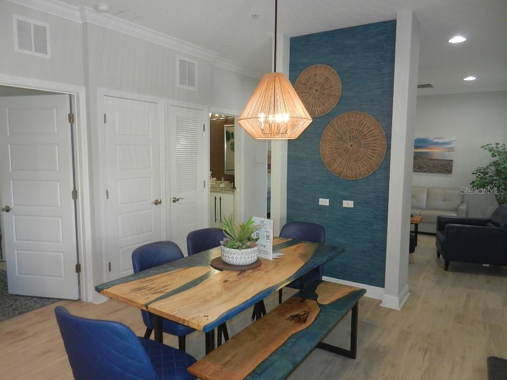 Image 7 of 58 For 6732 Sarasea Circle 104c