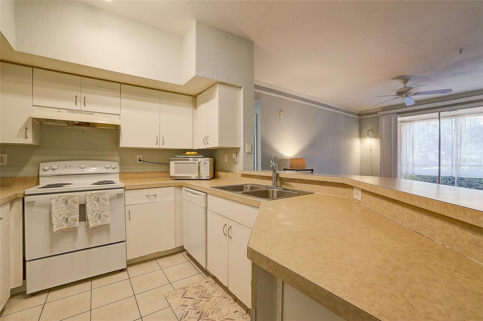 Image 11 of 78 For 4174 Central Sarasota Parkway 212