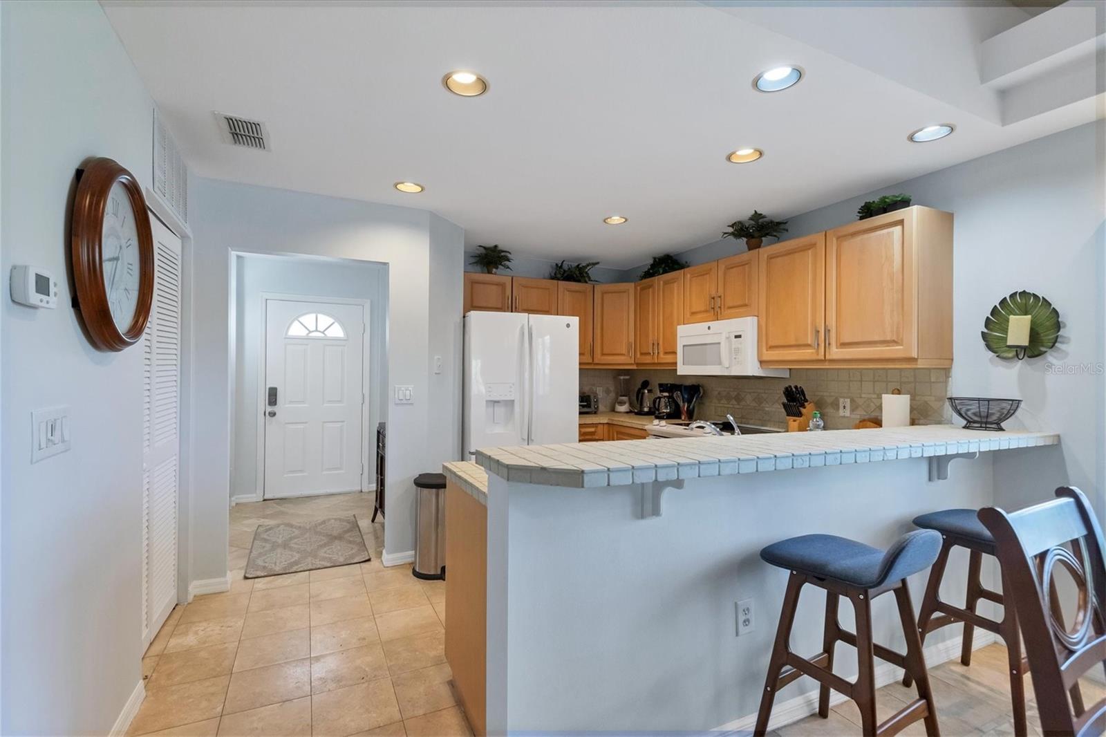 Image 5 of 26 For 3605 54th Drive W 204