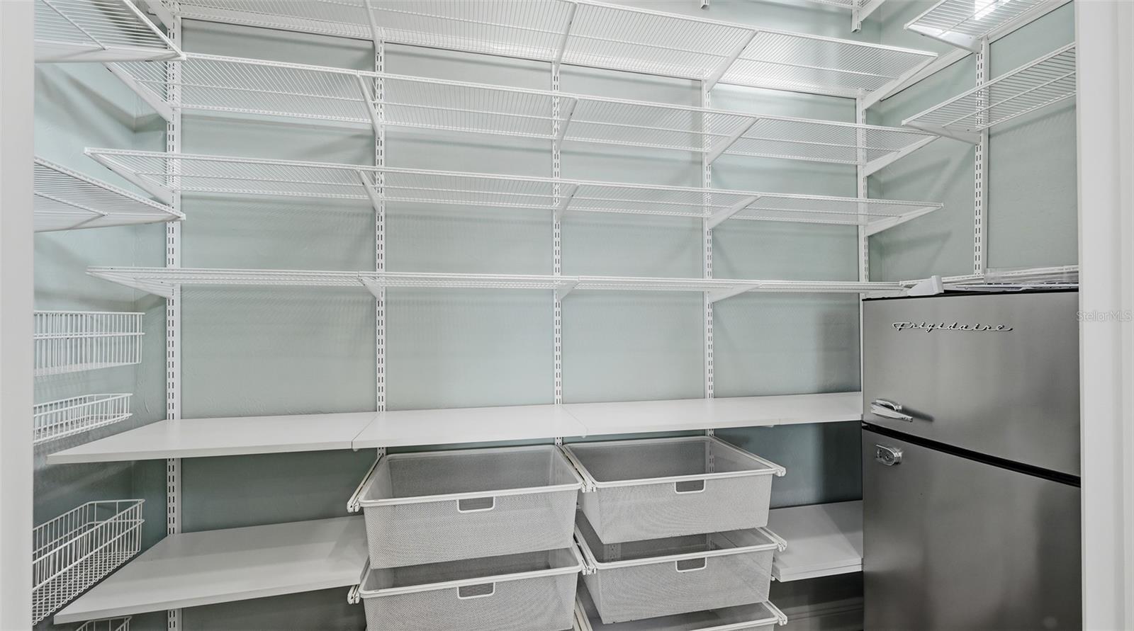 Image 12 of 61 For 5238 Title Row Drive