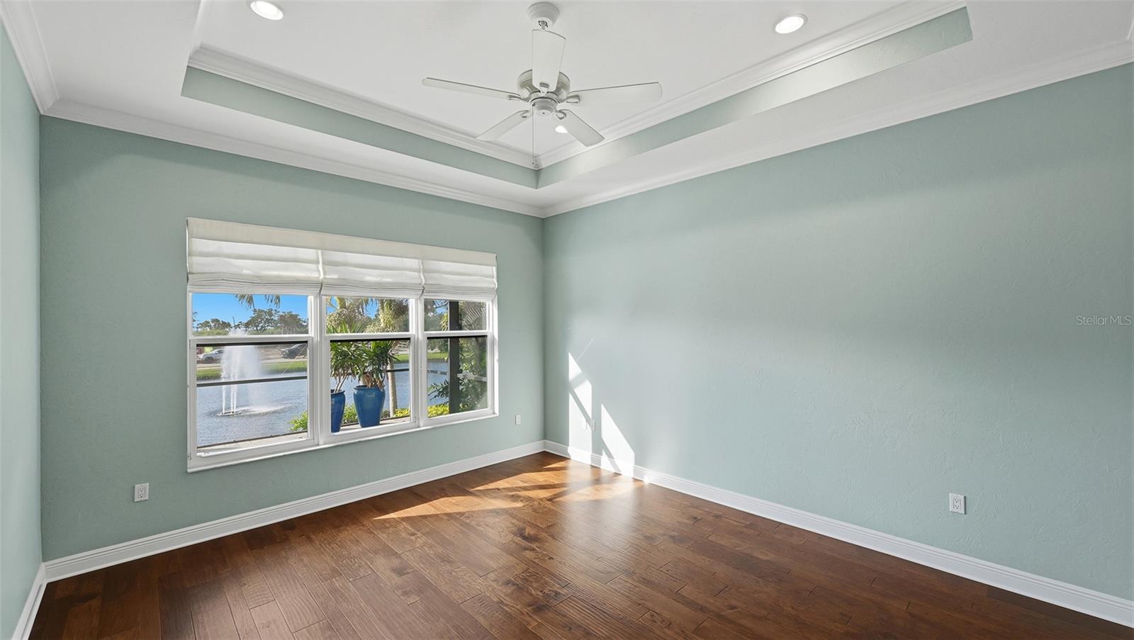 Image 14 of 61 For 5238 Title Row Drive