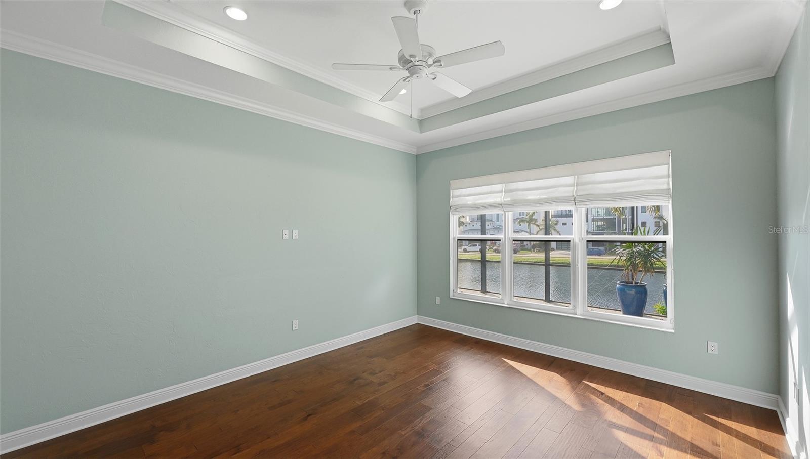 Image 15 of 61 For 5238 Title Row Drive