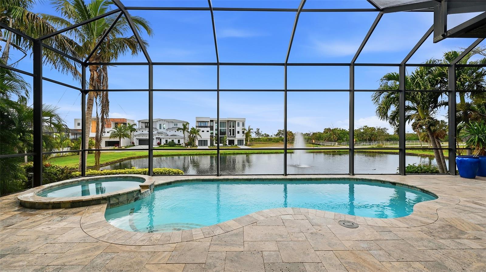 Image 34 of 61 For 5238 Title Row Drive