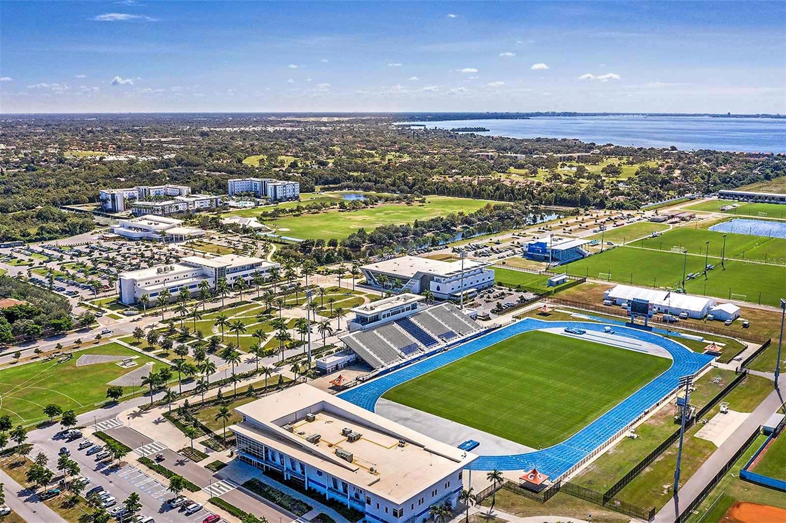 Image 59 of 61 For 5238 Title Row Drive