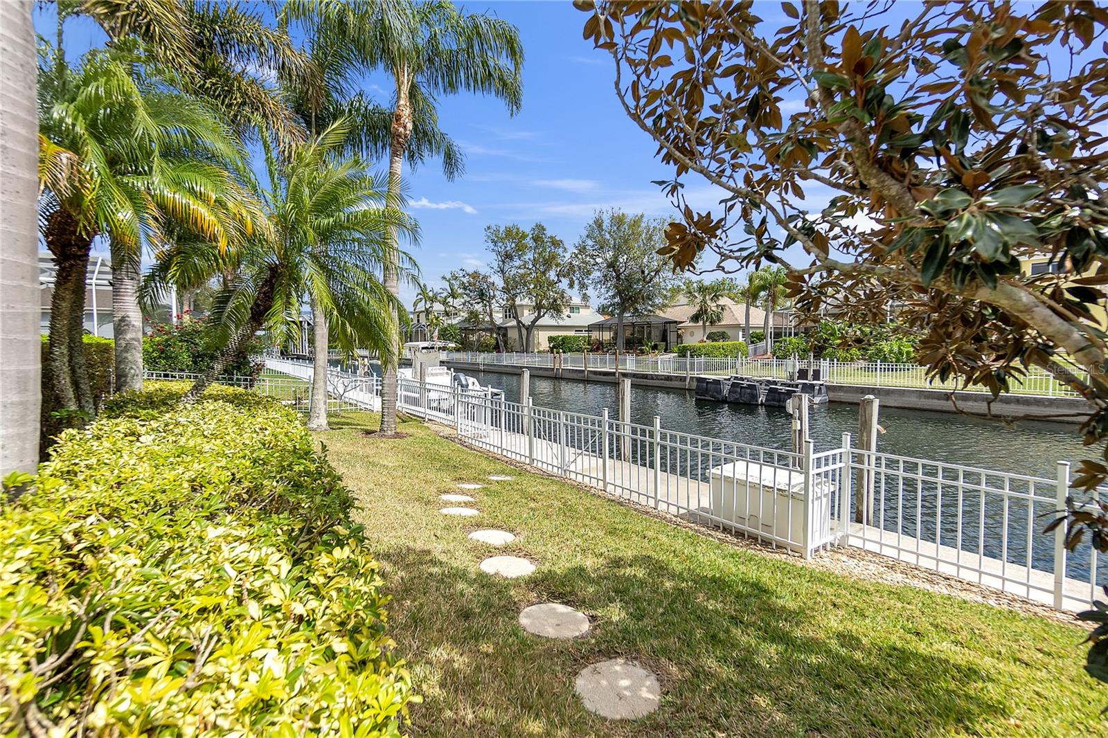 Image 37 of 42 For 4616 Blue Marlin Drive