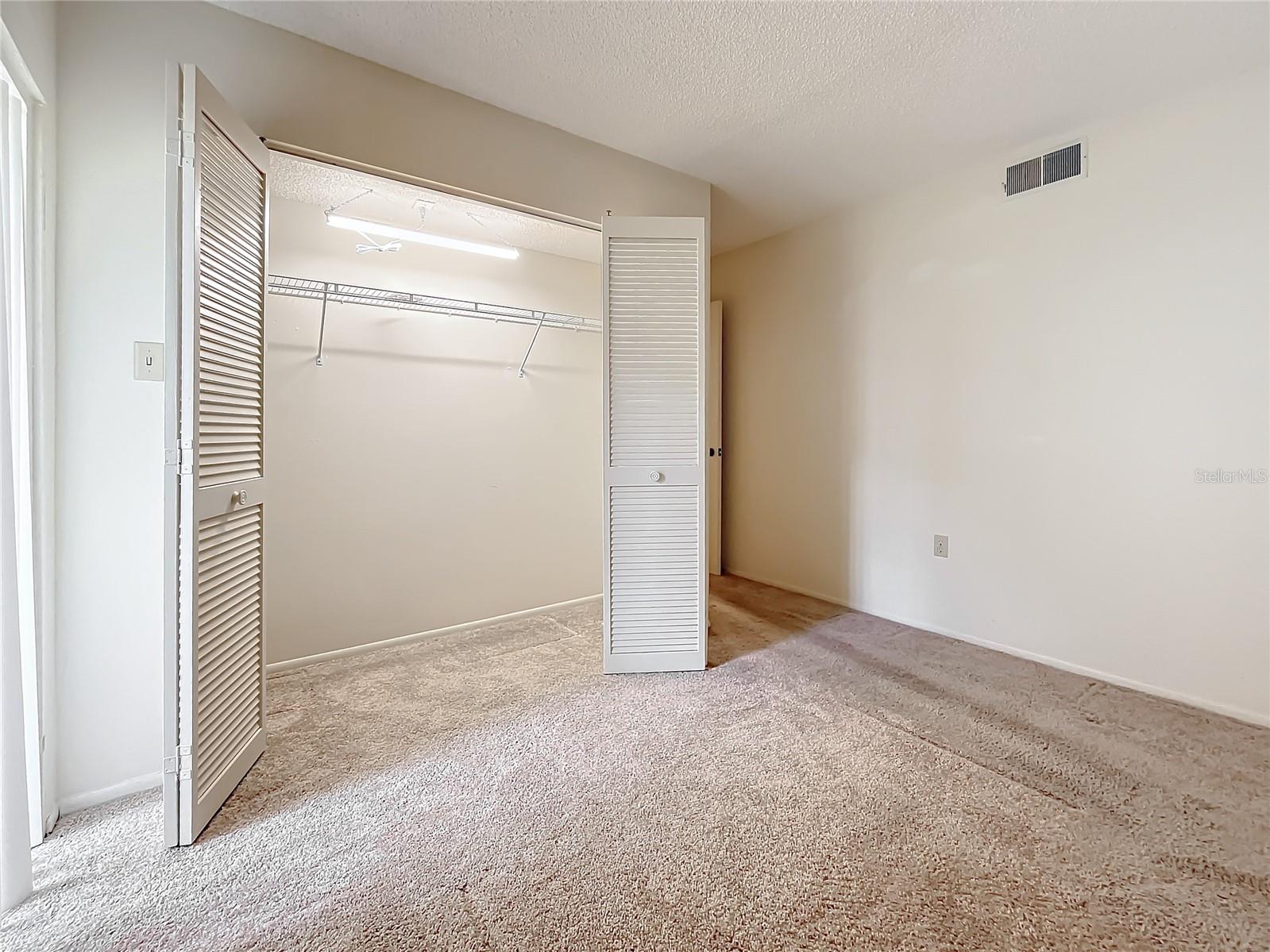 Image 27 of 64 For 2587 Countryside Boulevard 6111