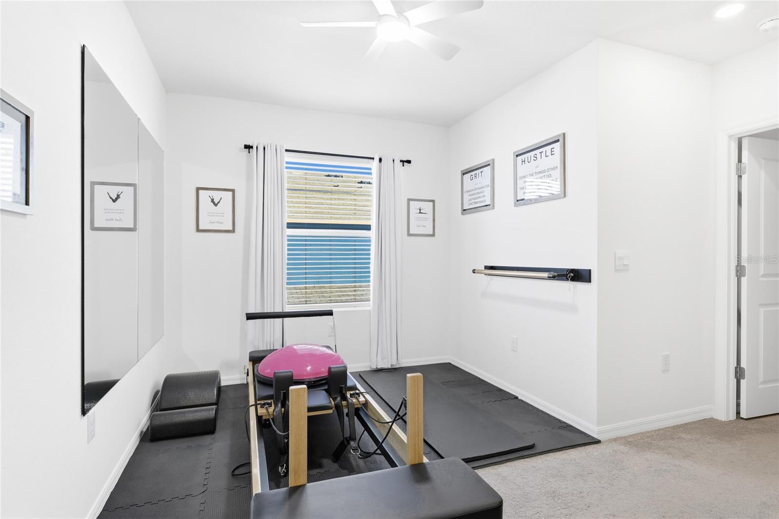 Image 13 of 39 For 3907 Goldheart Boulevard