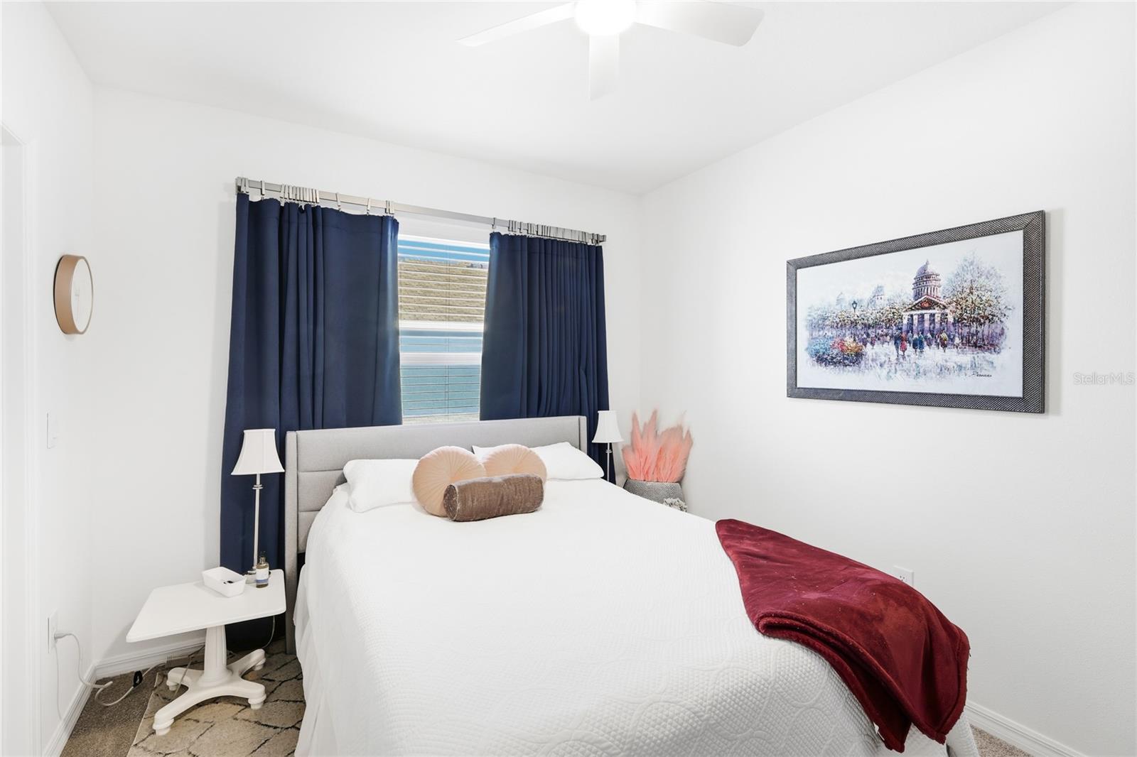 Image 20 of 39 For 3907 Goldheart Boulevard