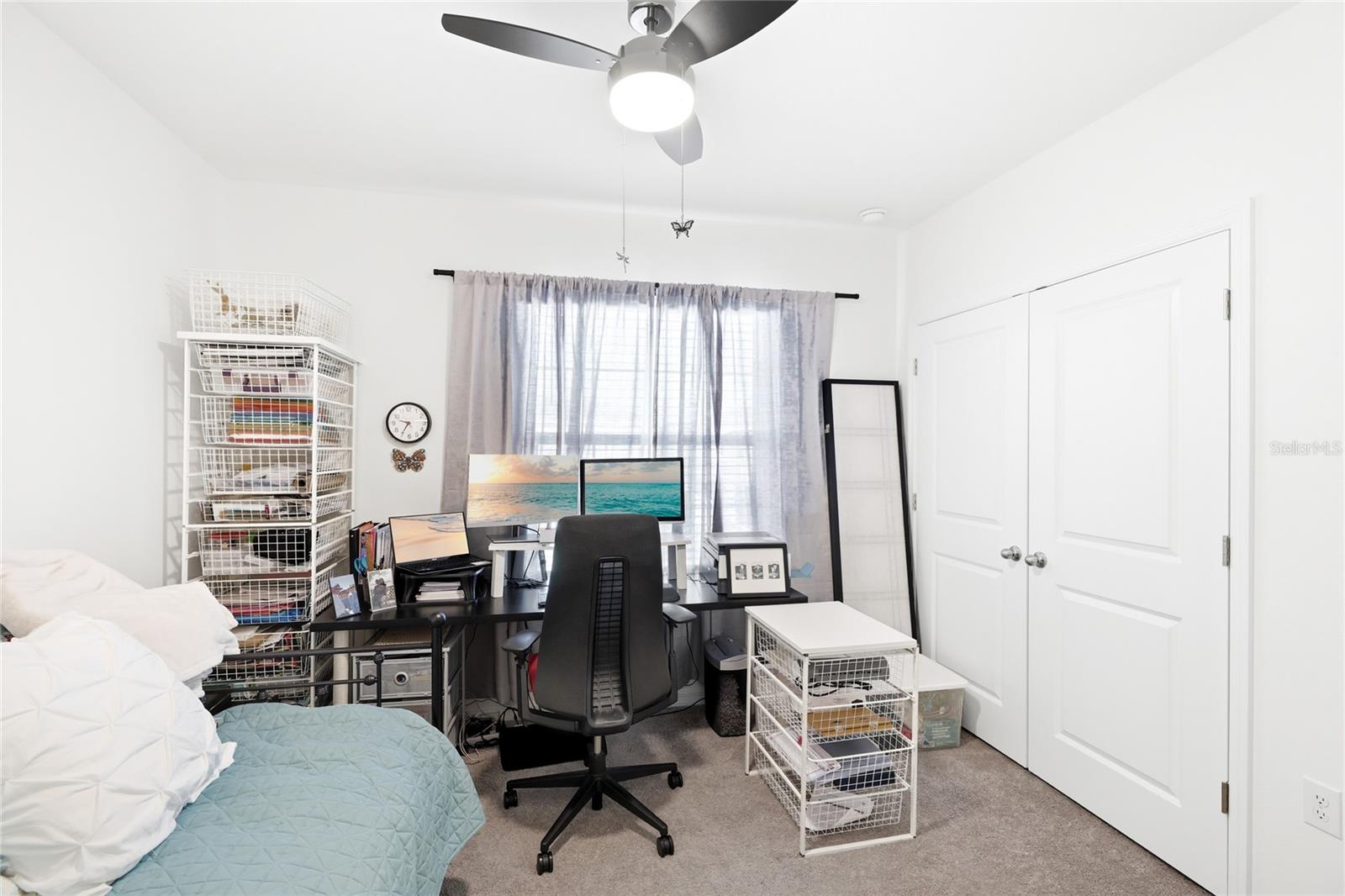 Image 23 of 39 For 3907 Goldheart Boulevard