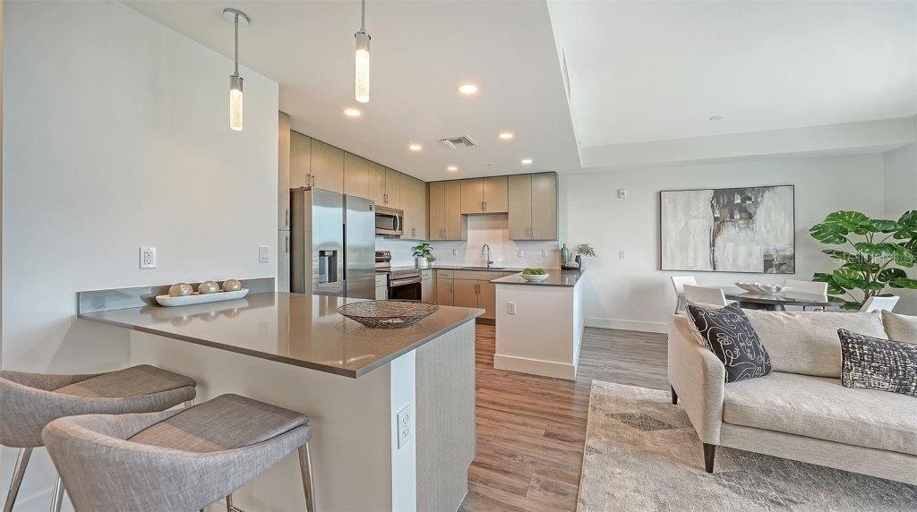 Image 12 of 44 For 1709 Tamiami Trail 502