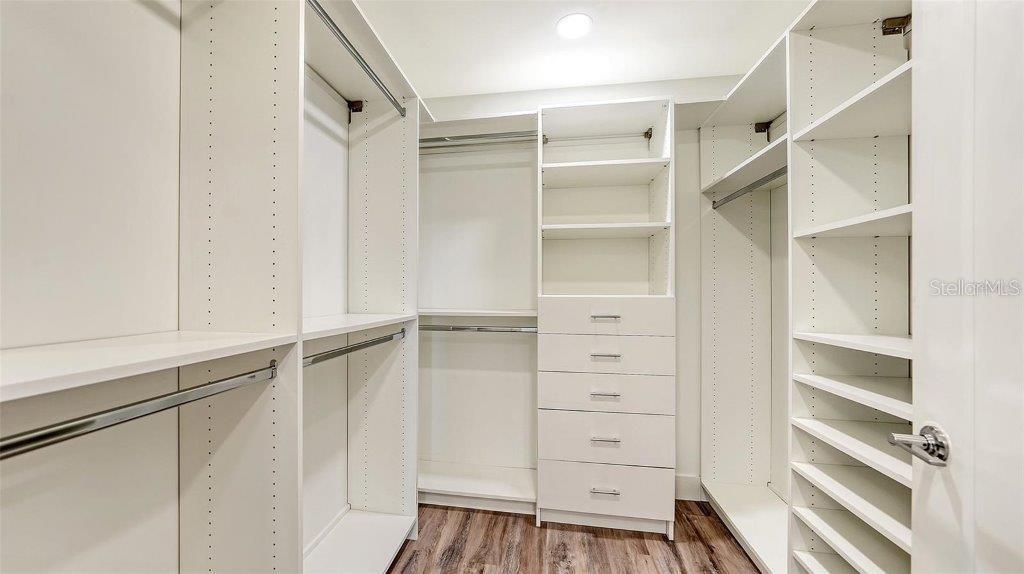 Image 18 of 44 For 1709 Tamiami Trail 502