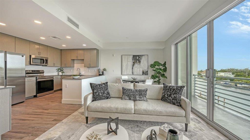 Image 8 of 44 For 1709 Tamiami Trail 502