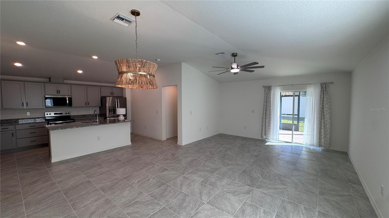 Image 5 of 34 For 3120 Canberra Place