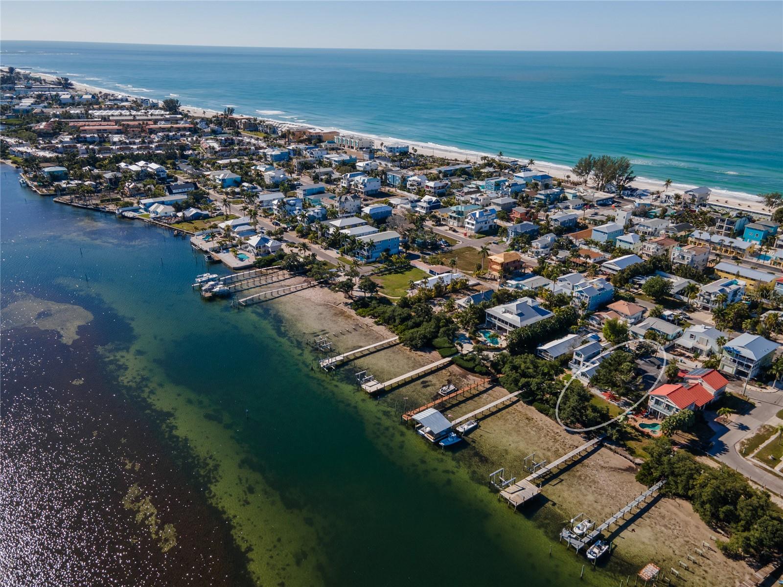 Listing photo id 11 for 2316 Canasta Drive