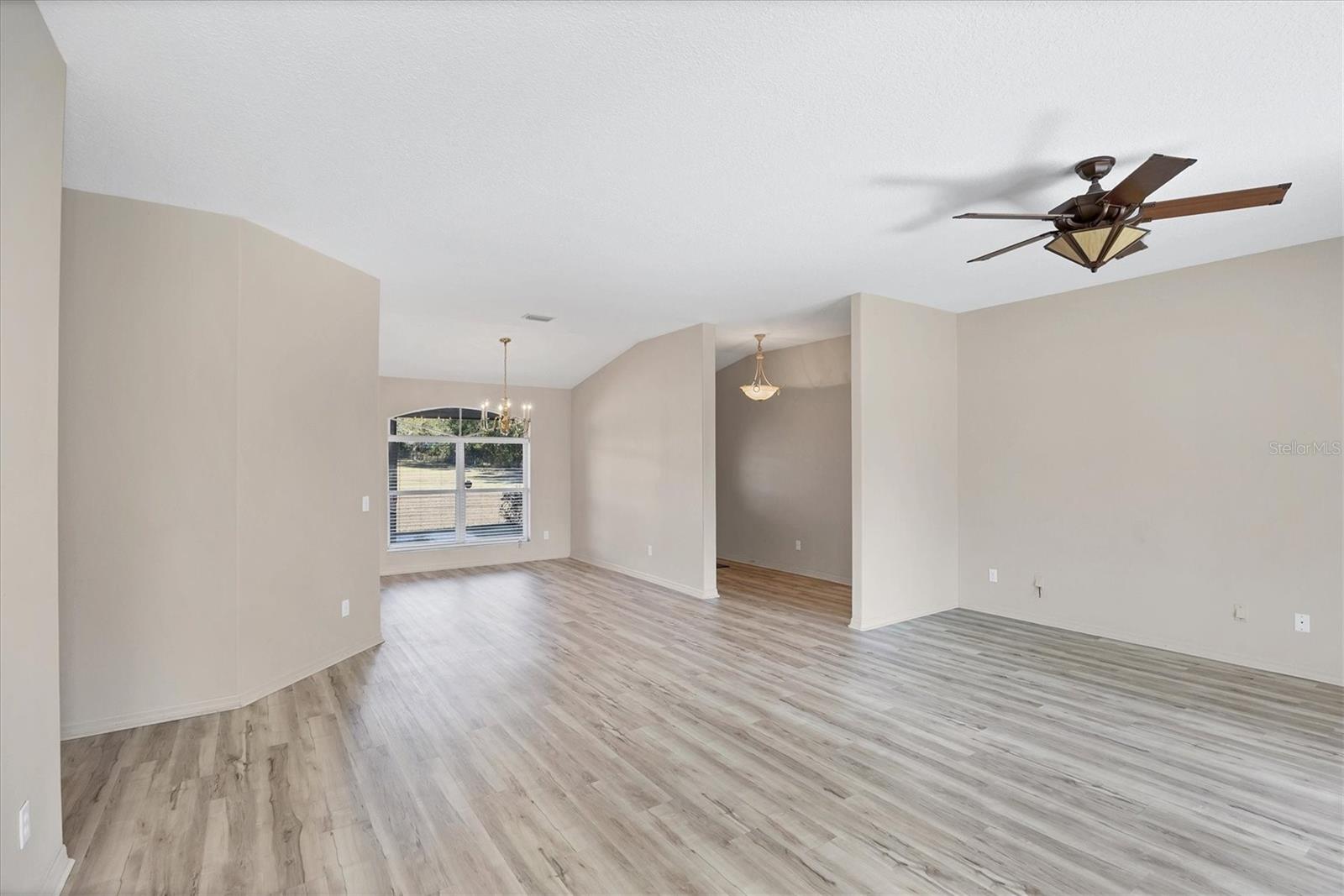 Image 12 of 50 For 24610 State Road 64 E