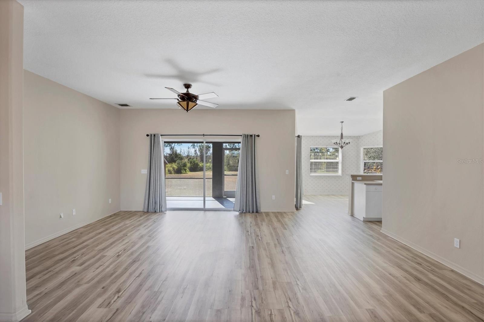 Image 15 of 50 For 24610 State Road 64 E