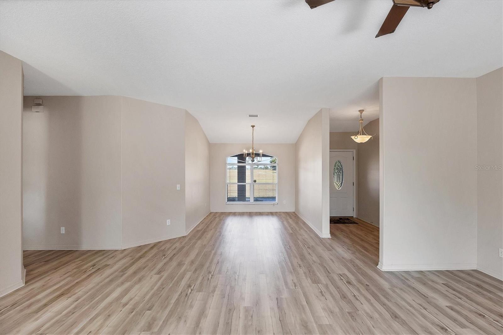 Image 17 of 50 For 24610 State Road 64 E