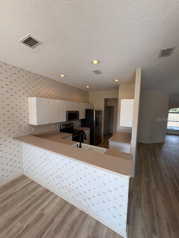 Image 22 of 50 For 24610 State Road 64 E