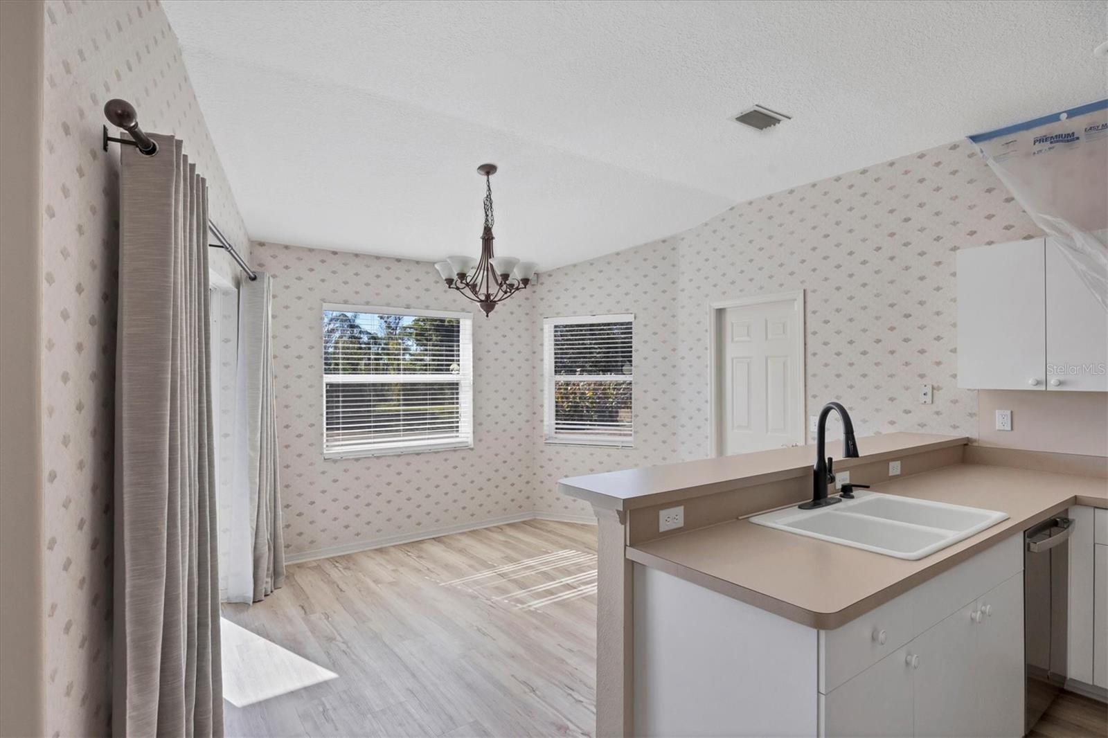 Image 23 of 50 For 24610 State Road 64 E