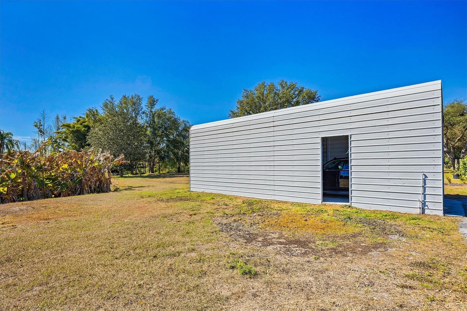 Image 31 of 50 For 24610 State Road 64 E