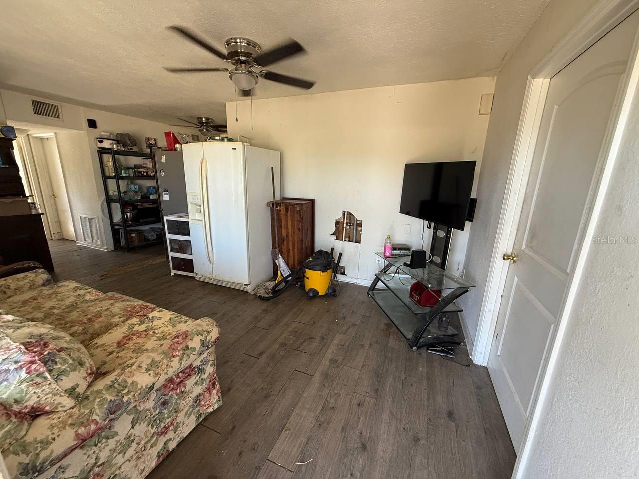 Image 15 of 22 For 3257 Crestwood Drive