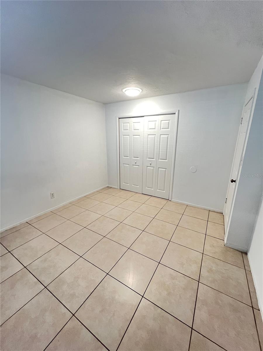 Image 5 of 10 For 2055 Arlington Street