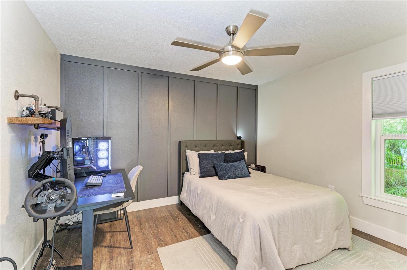 Image 30 of 54 For 606 19th Avenue W