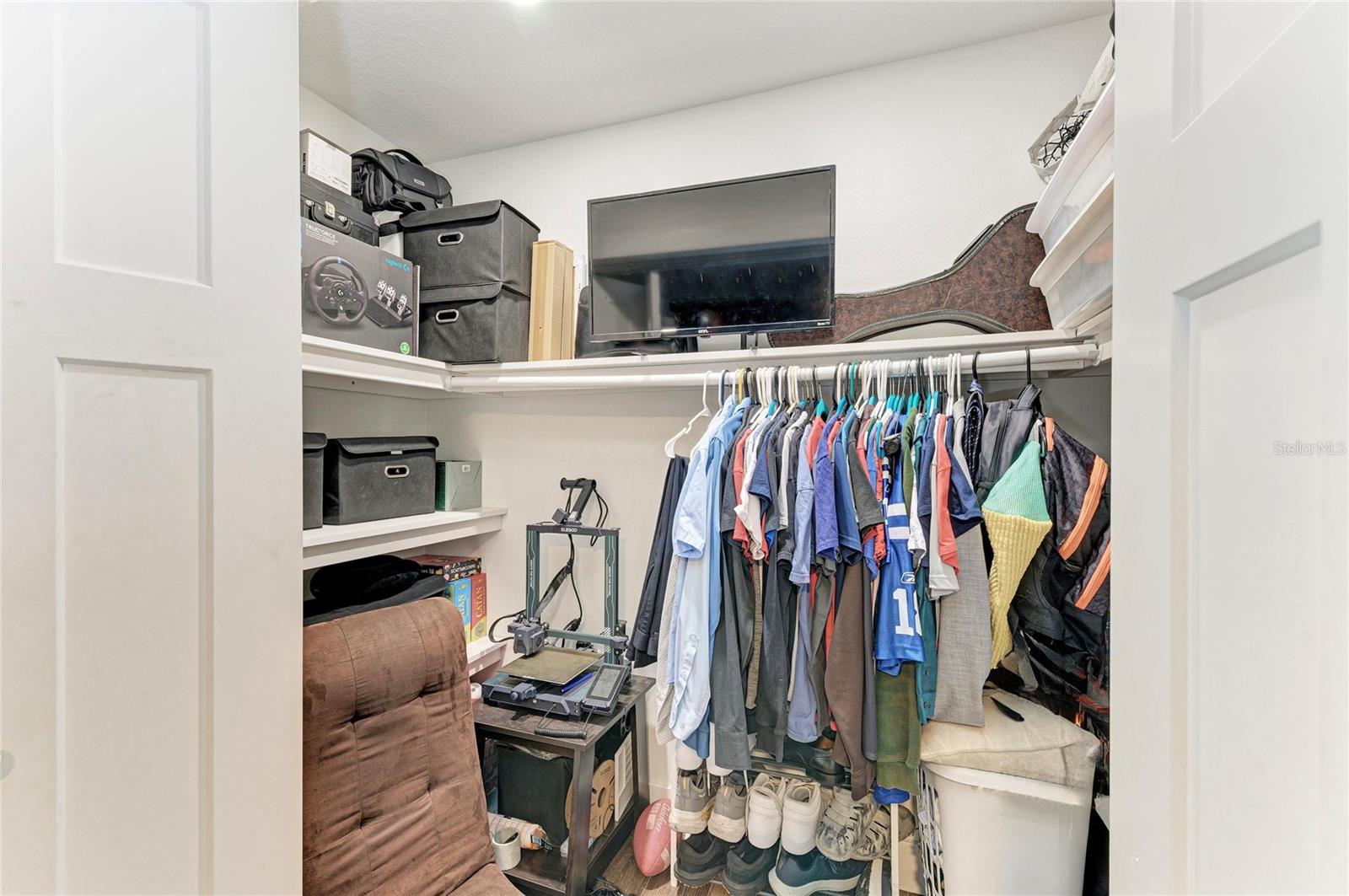 Image 33 of 54 For 606 19th Avenue W