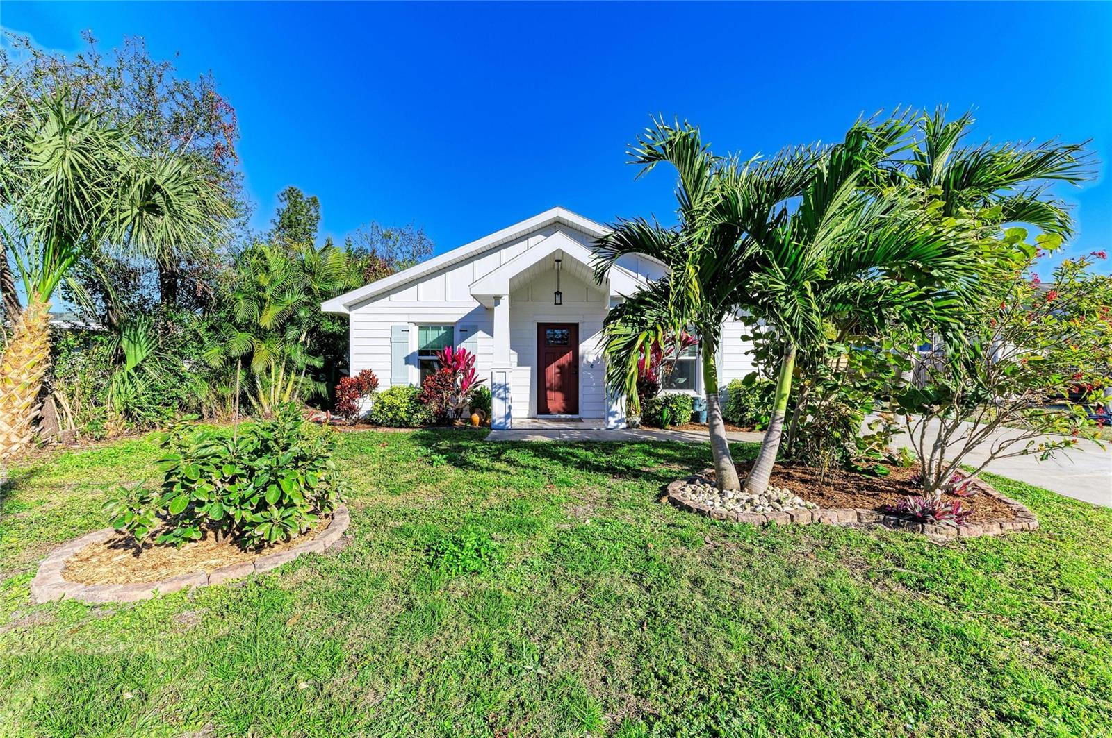 Image 4 of 54 For 606 19th Avenue W