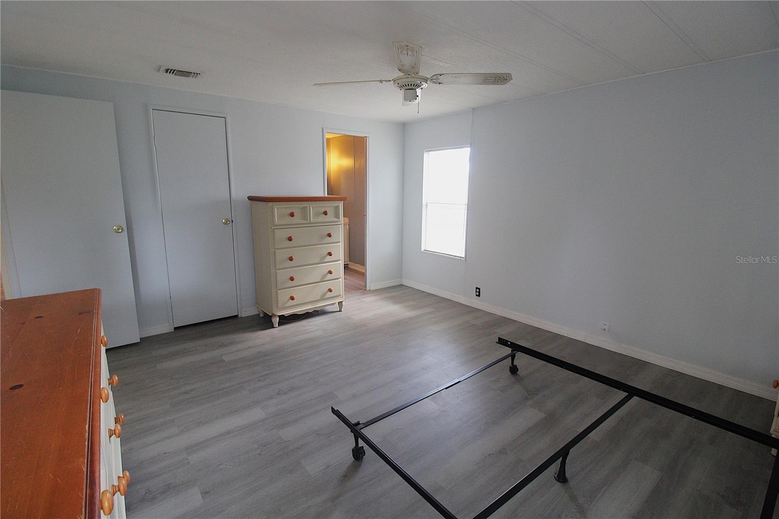 Image 11 of 25 For 5859 Brigadoon Ter