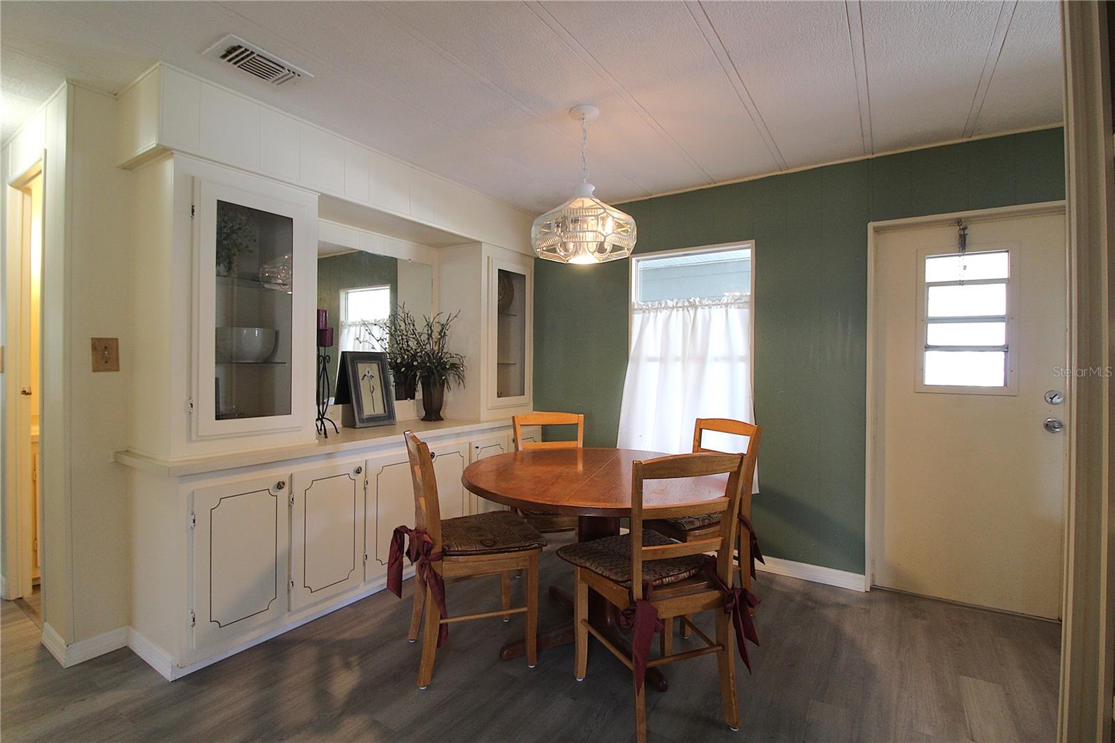 Image 5 of 25 For 5859 Brigadoon Ter