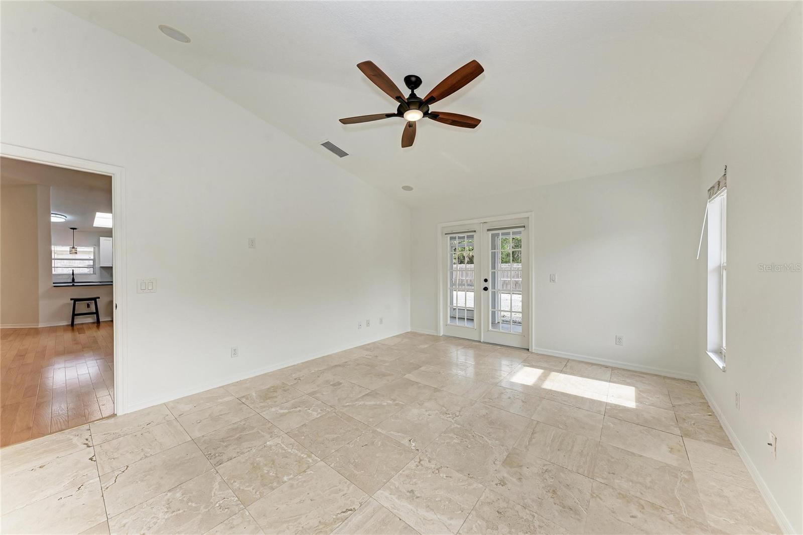 Image 19 of 39 For 3438 Branch Creek Drive