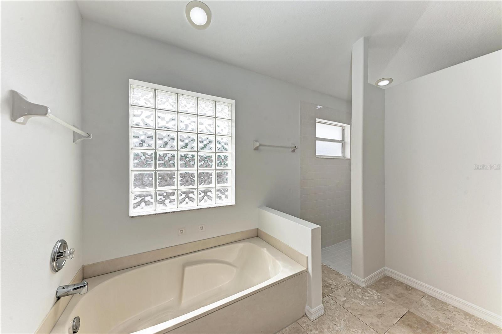 Image 21 of 39 For 3438 Branch Creek Drive