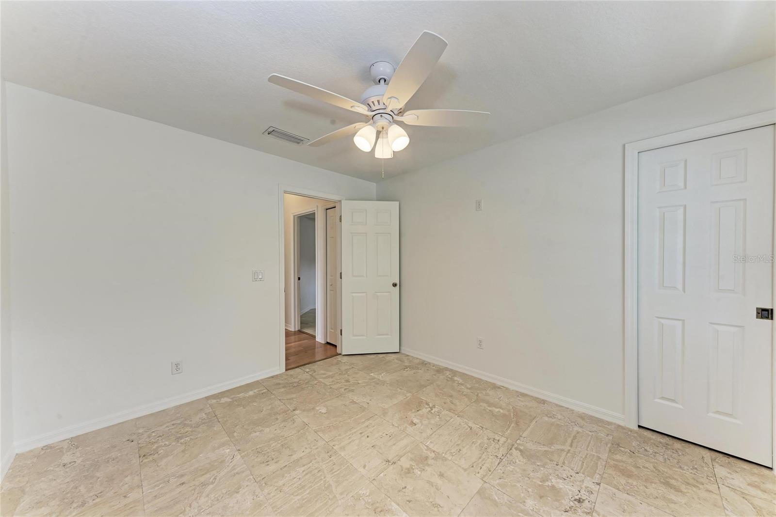 Image 25 of 39 For 3438 Branch Creek Drive