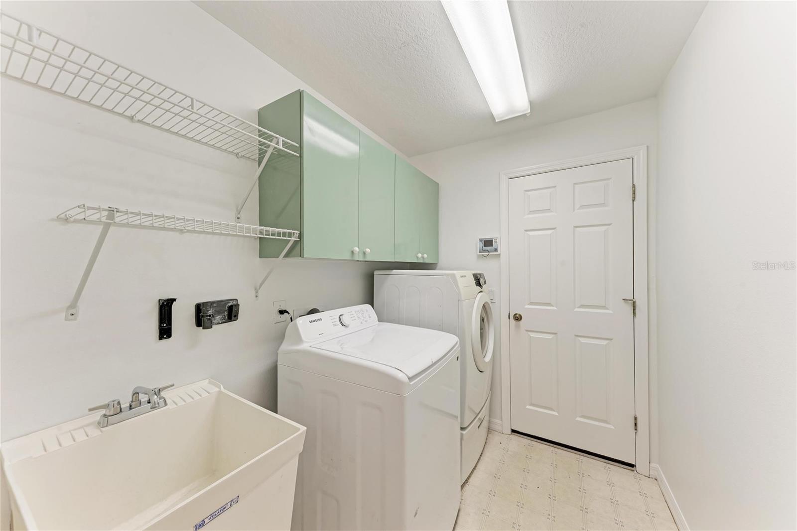 Image 30 of 39 For 3438 Branch Creek Drive