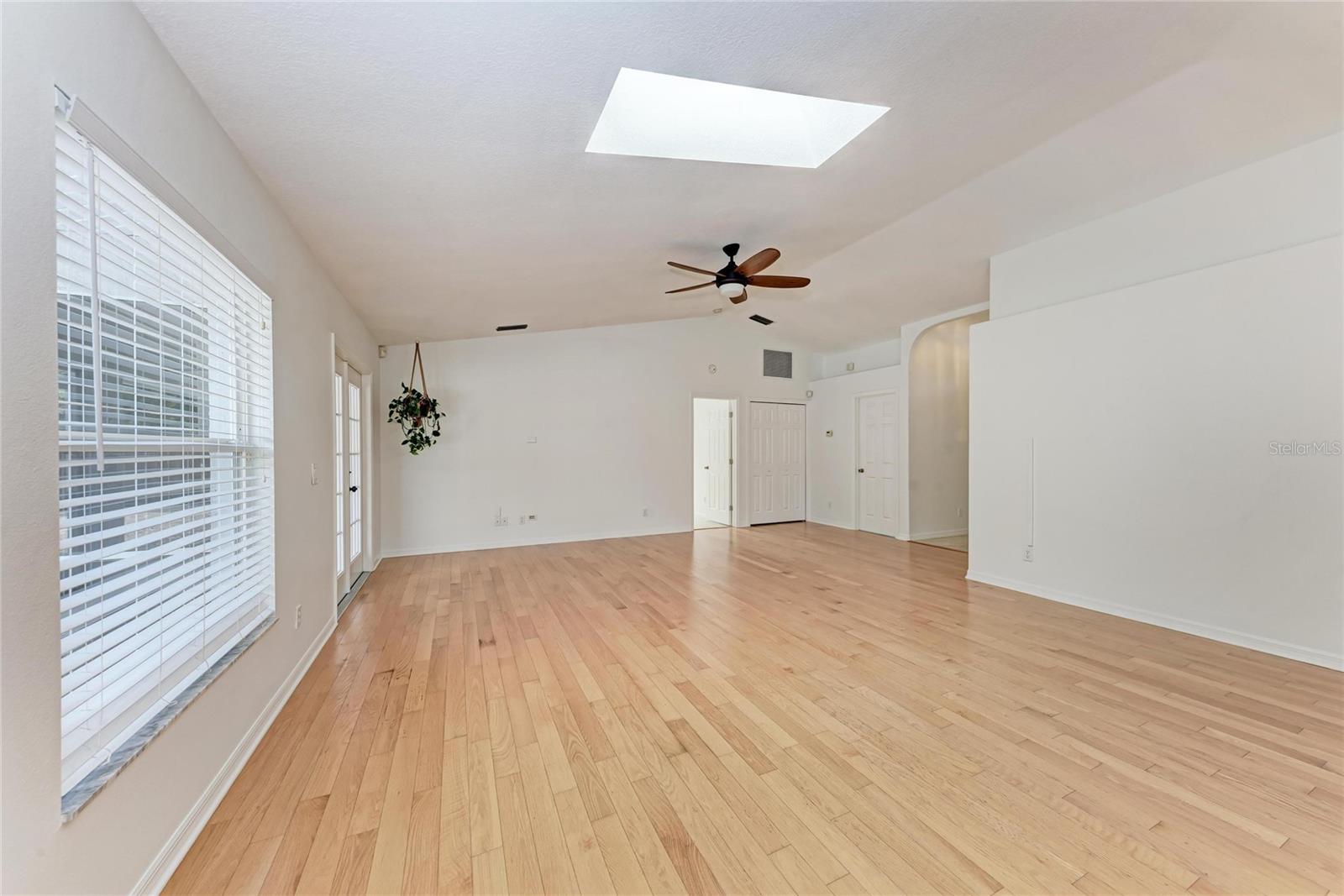 Image 7 of 39 For 3438 Branch Creek Drive