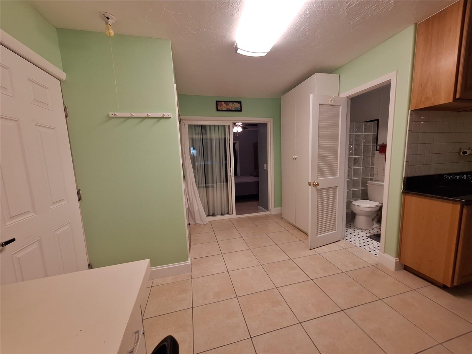 Image 22 of 46 For 218 22nd Street Ne