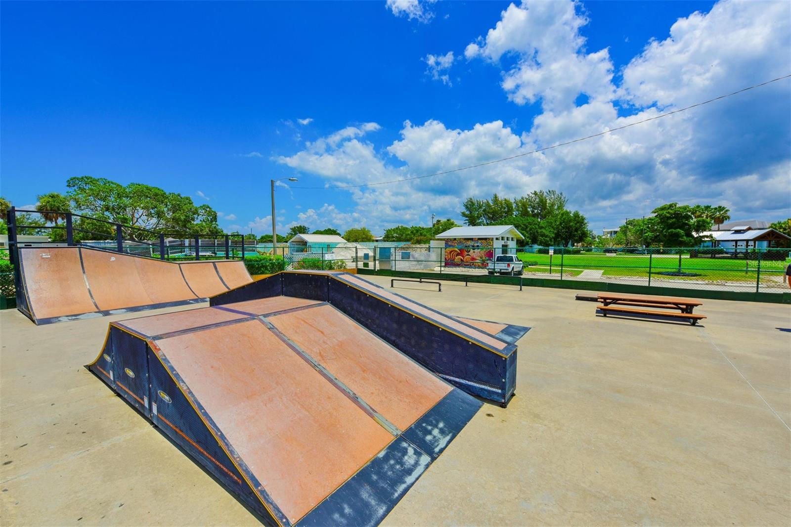 Image 59 of 63 For 614 Gladstone Lane