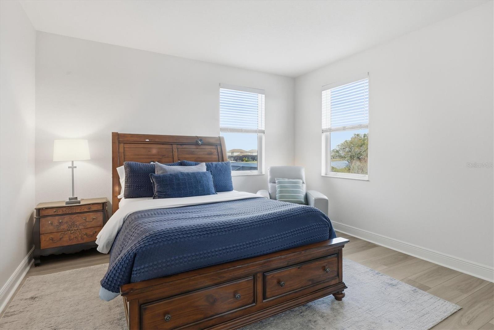 Image 30 of 66 For 17727 Savory Mist Circle