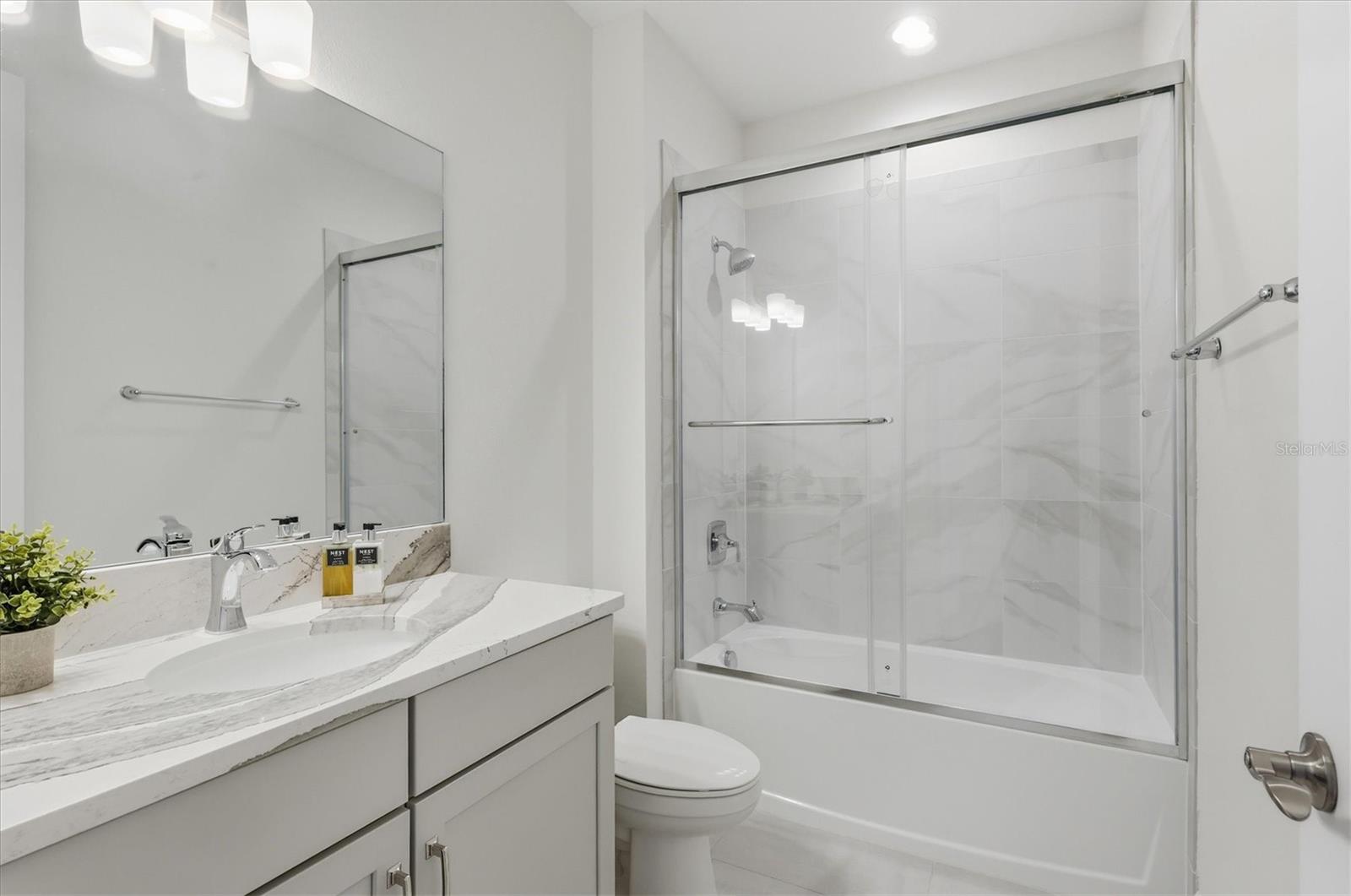 Image 32 of 66 For 17727 Savory Mist Circle