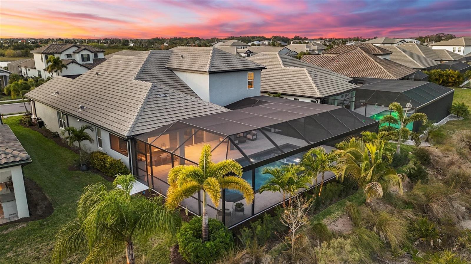 Image 40 of 66 For 17727 Savory Mist Circle