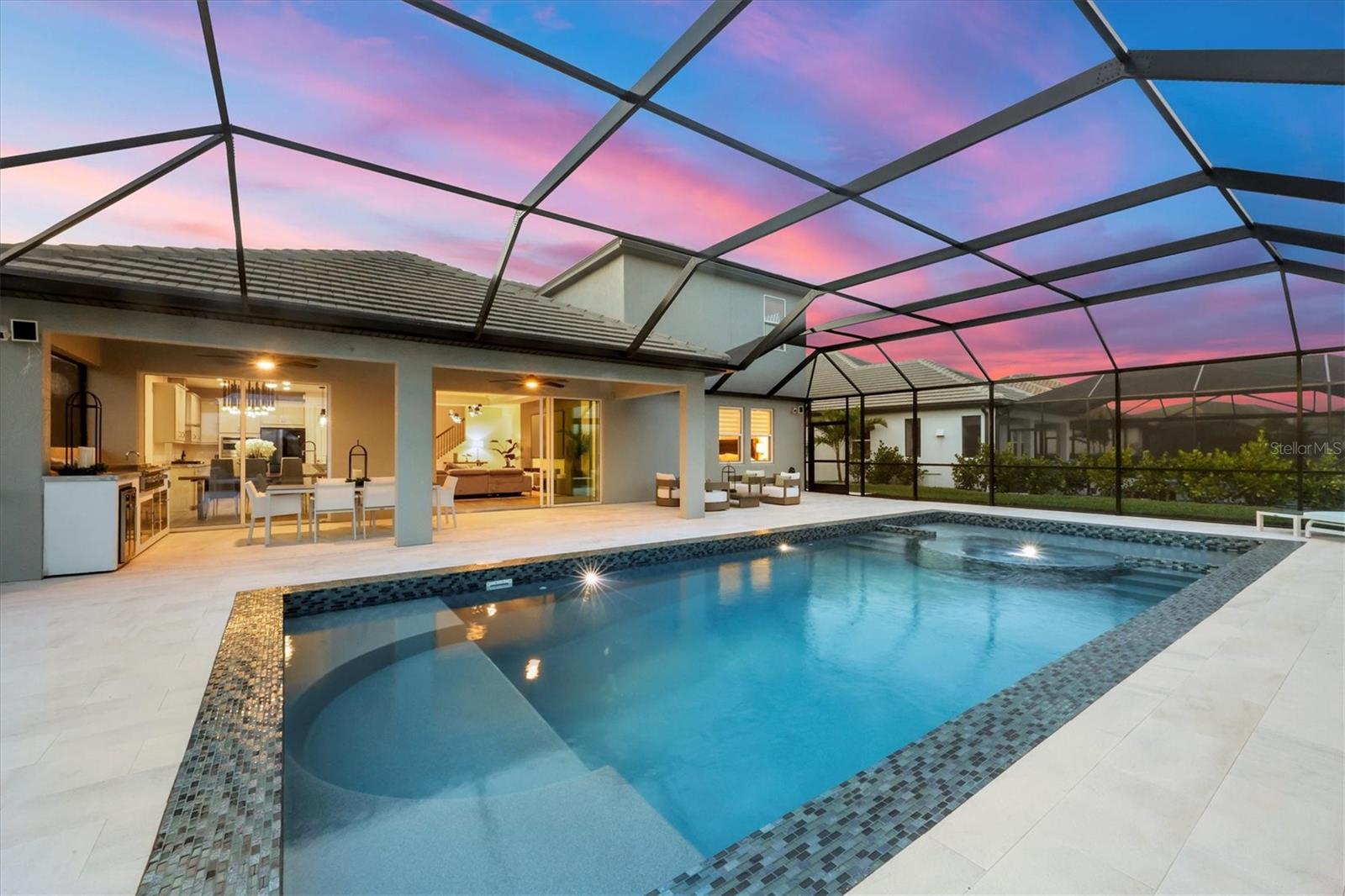 Image 42 of 66 For 17727 Savory Mist Circle