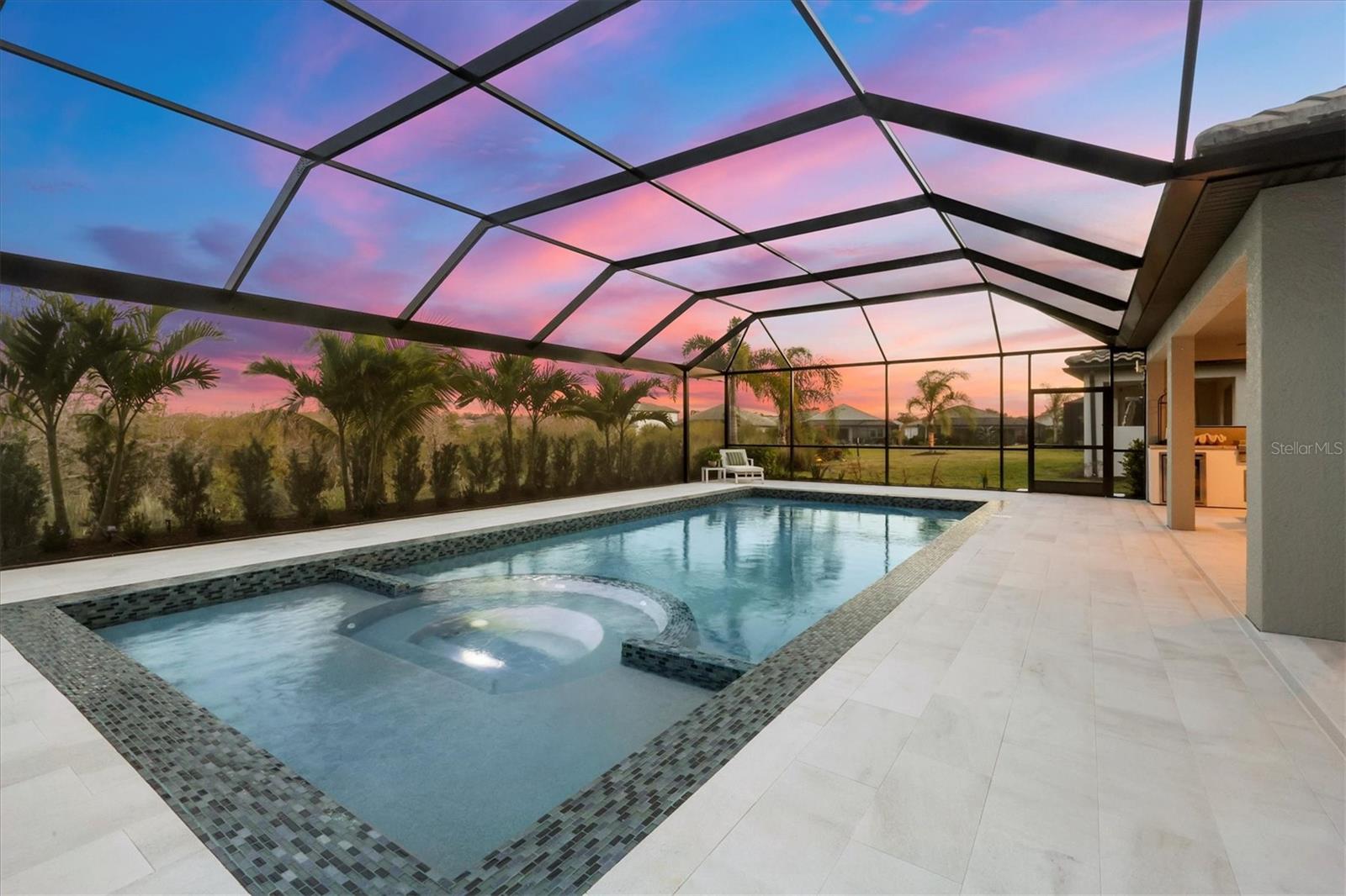 Image 44 of 66 For 17727 Savory Mist Circle