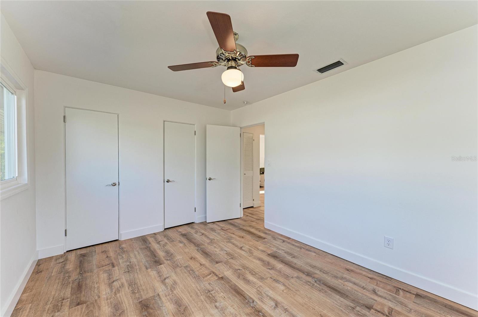 Image 20 of 35 For 3194 10th Avenue N