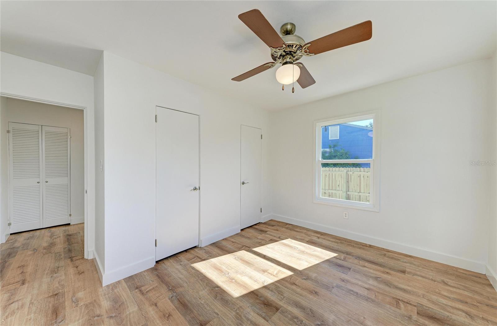 Image 25 of 35 For 3194 10th Avenue N