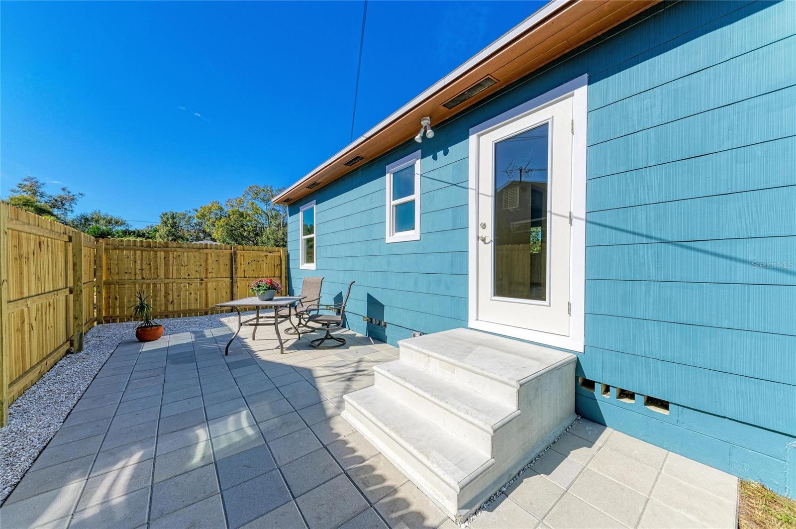 Image 32 of 35 For 3194 10th Avenue N