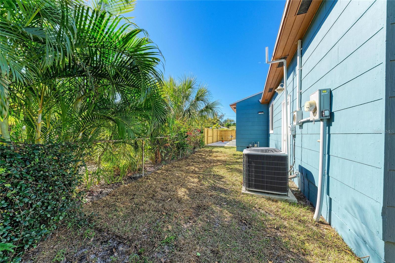 Image 34 of 35 For 3194 10th Avenue N