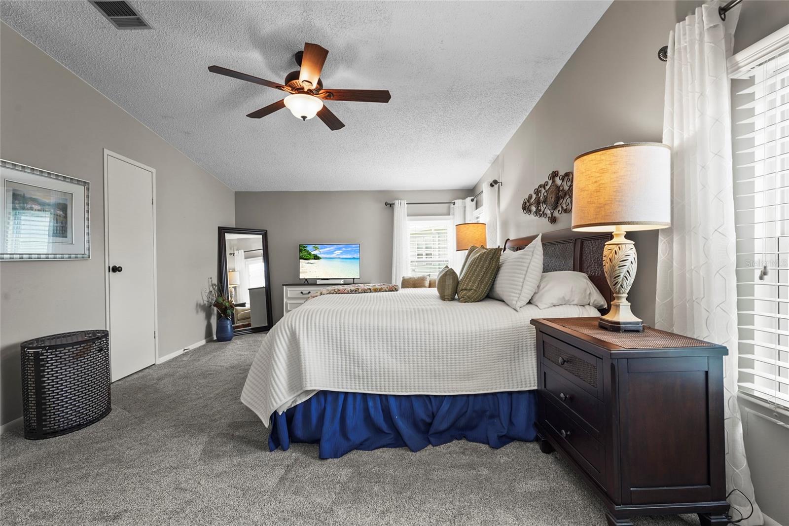 Image 23 of 82 For 8470 Imperial Circle