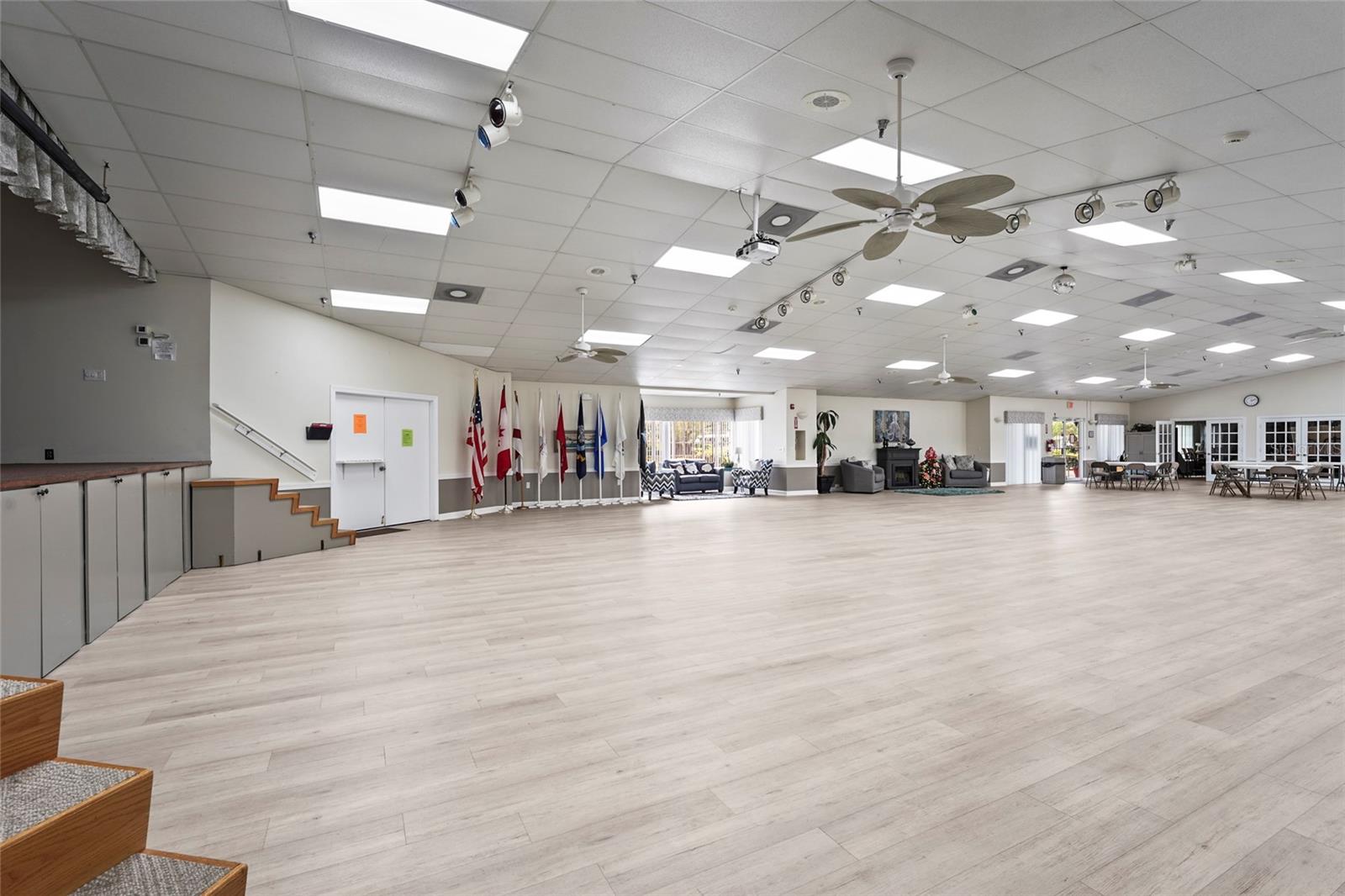 Image 57 of 82 For 8470 Imperial Circle